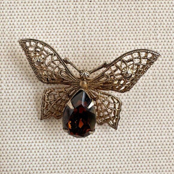 Vintage 70s Butterfly Brass & Amber Rhinestone Brooch Pin - Picture 3 of 8
